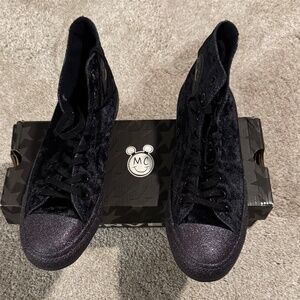 CONVERSE Miley Cyrus CTAS Hi Women, Size 9